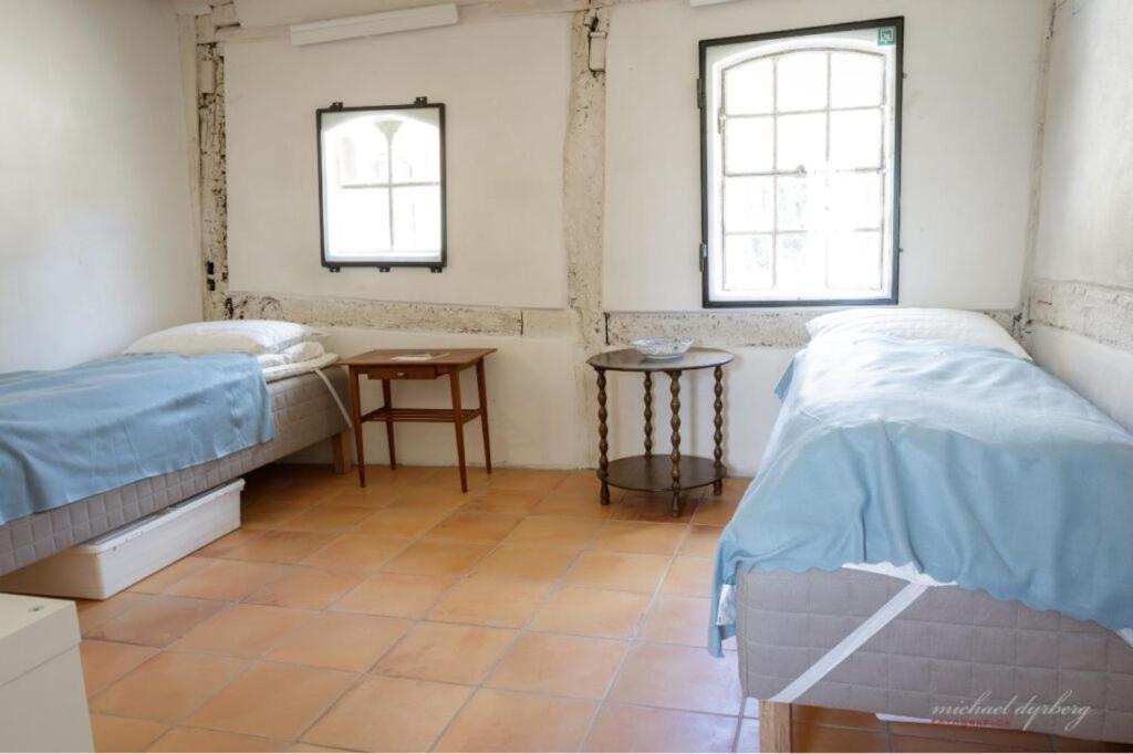 Ragnhilds Gard, Hostel Nyord Exterior foto