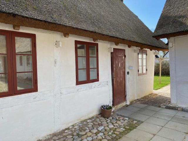 Ragnhilds Gard, Hostel Nyord Exterior foto